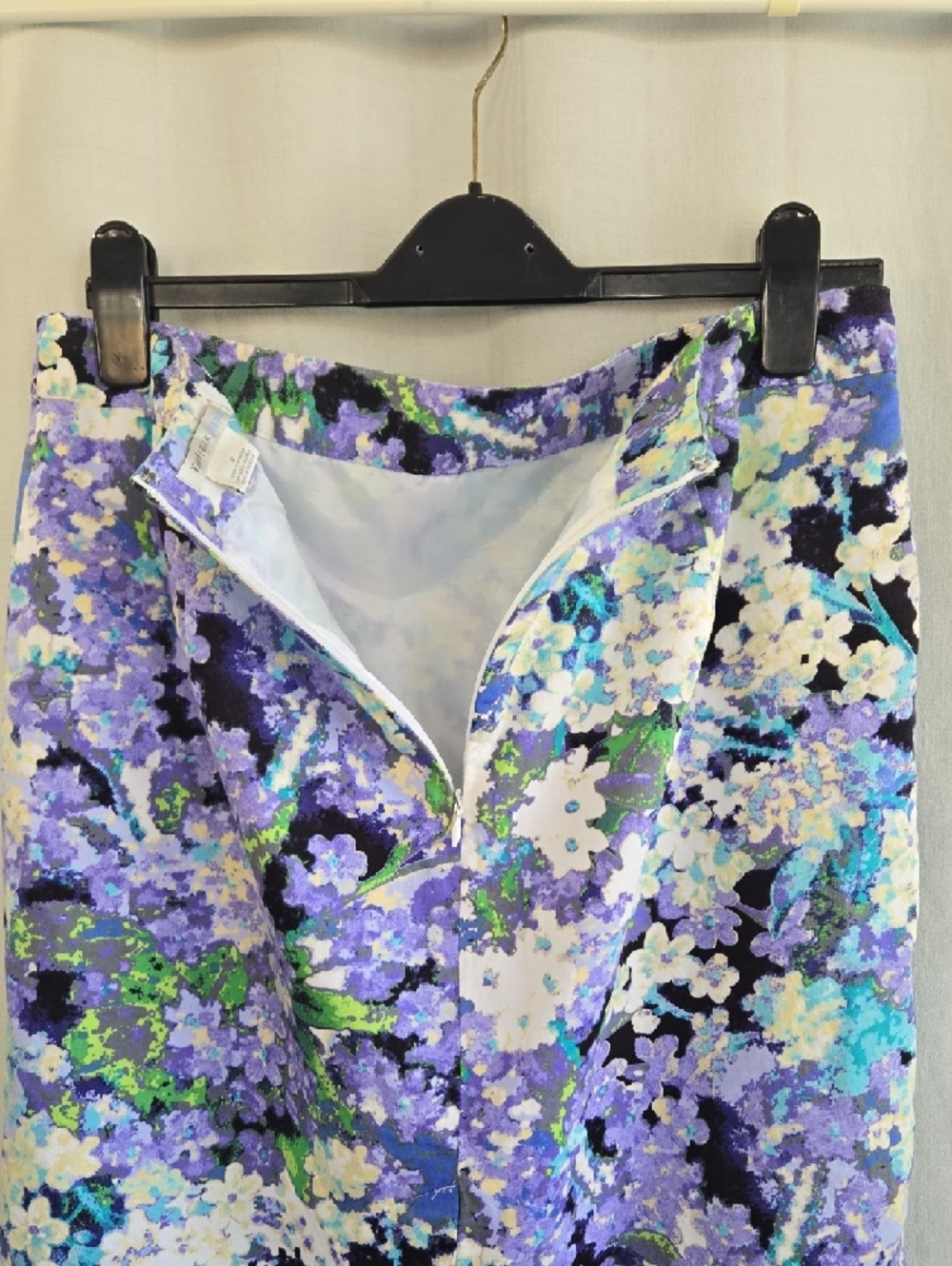 Van Heusen Floral Mini Skirt in Purple, Green and Cream - Picture 6 of 7